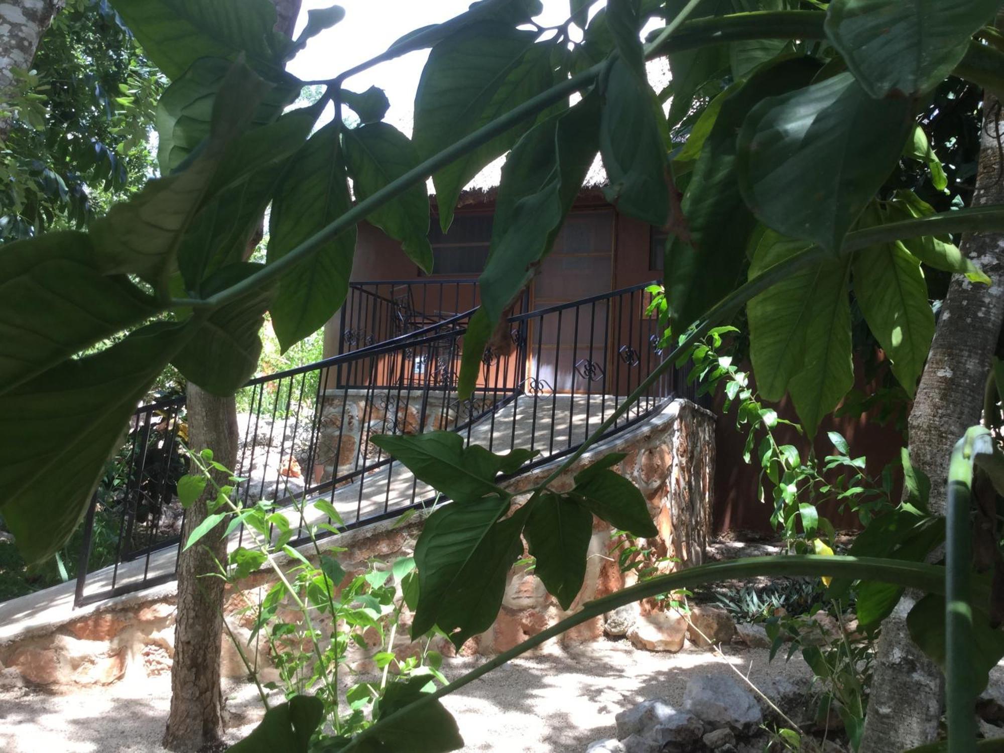 The Pickled Onion B&B And Restaurant Uxmal Santa Elena Rum bild