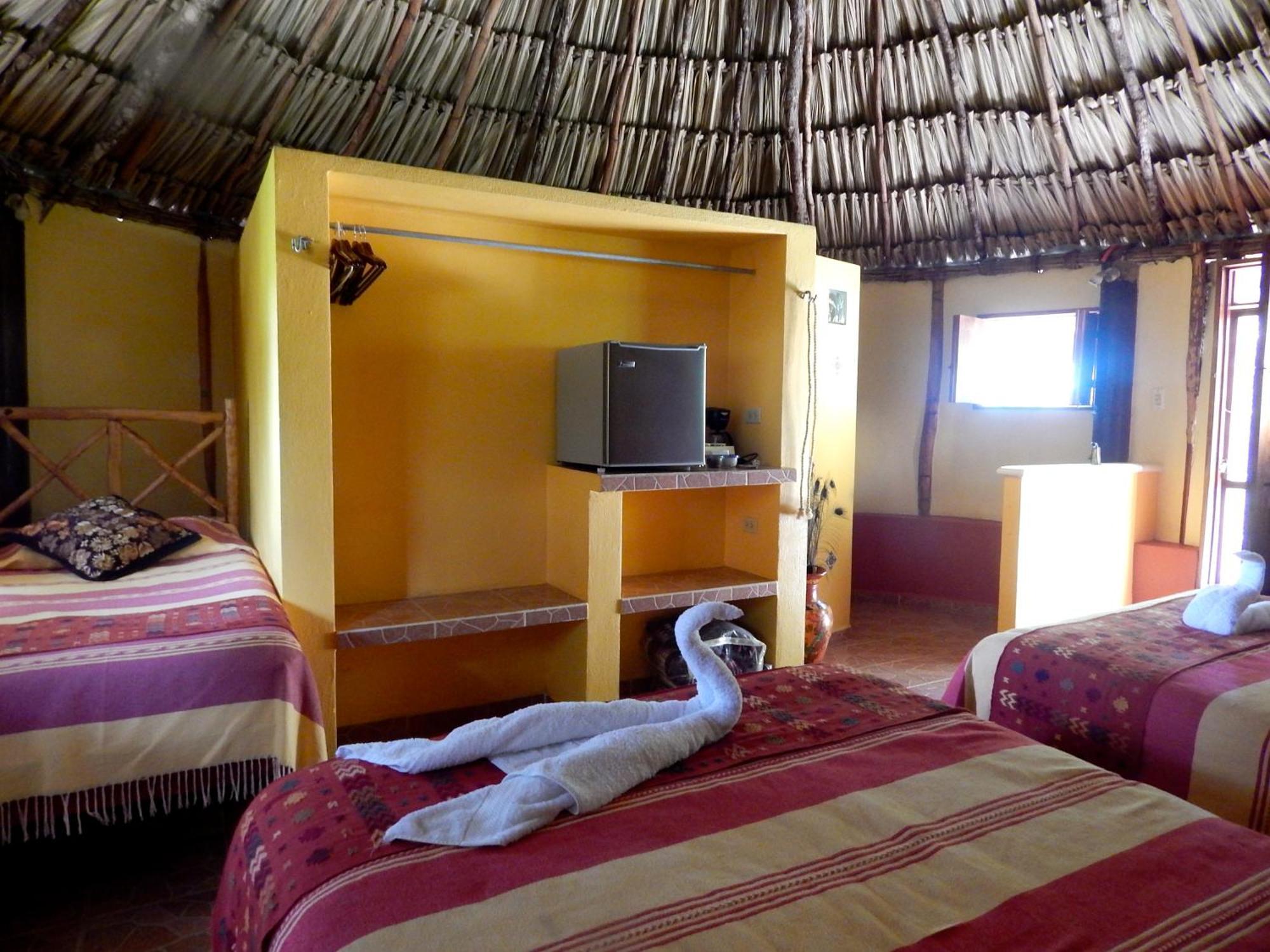 The Pickled Onion B&B And Restaurant Uxmal Santa Elena Rum bild